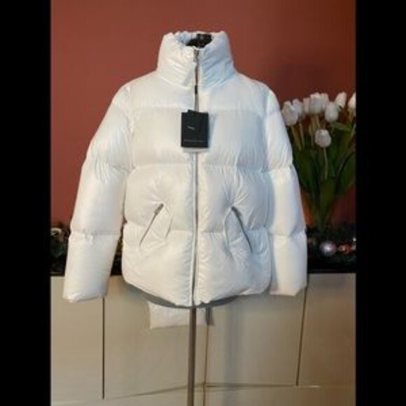 Down Jacket NWOT - Picture 5 of 8
